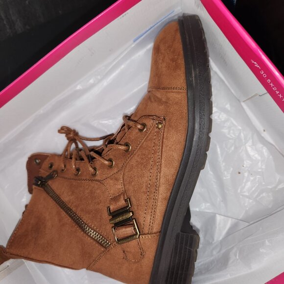 Comfy, Sport Vintage Booties - Picture 8 of 10